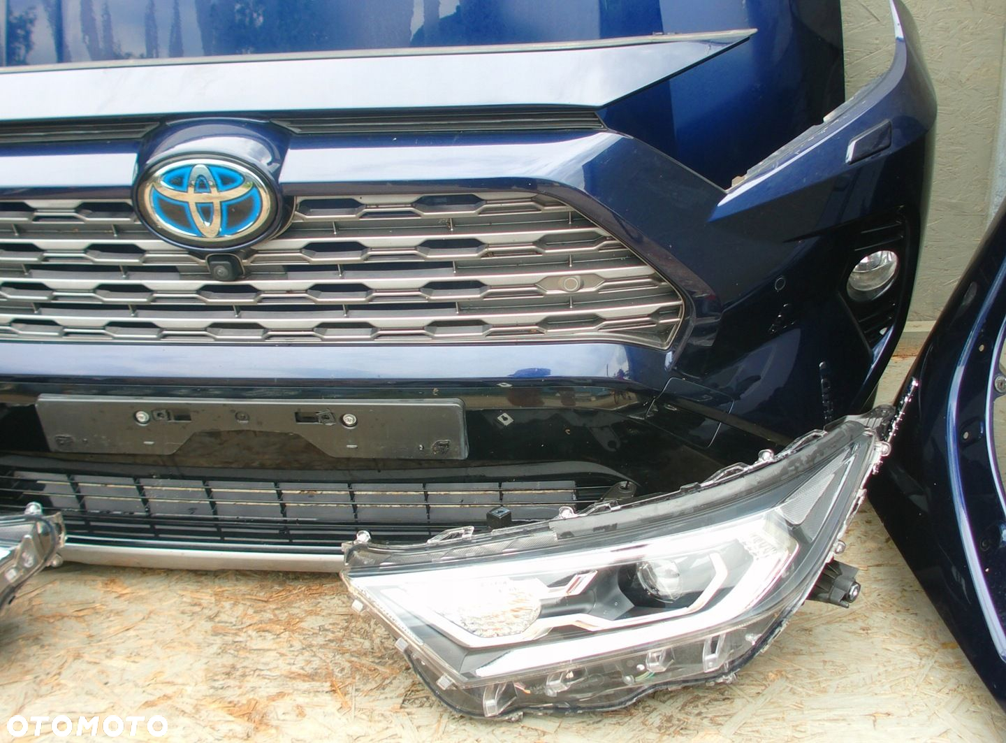 Toyota Rav4 2,5 Hybryda V gen Przód Blacharski - 2