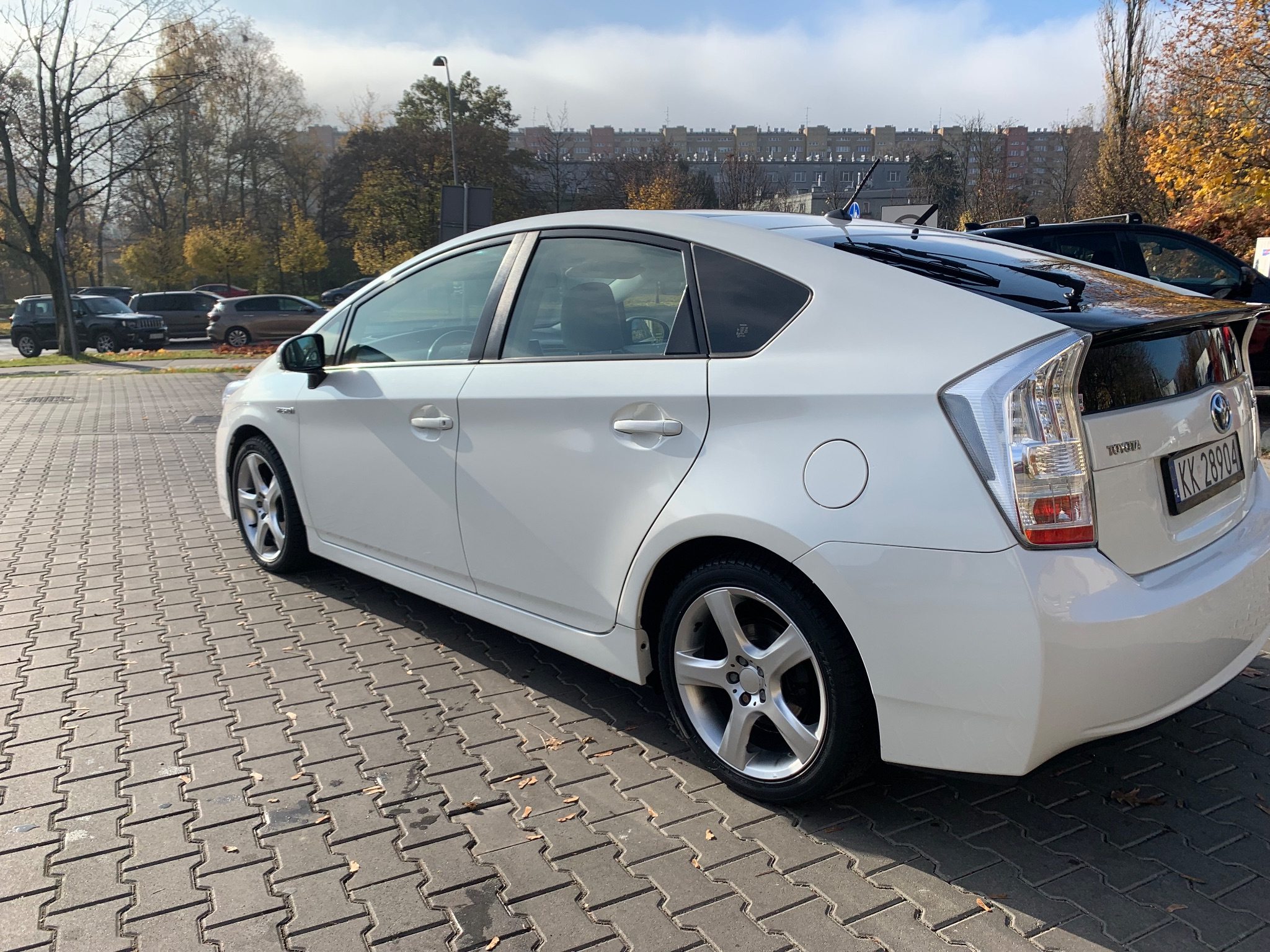 Toyota Prius 1.8 HSD Prestige - 31