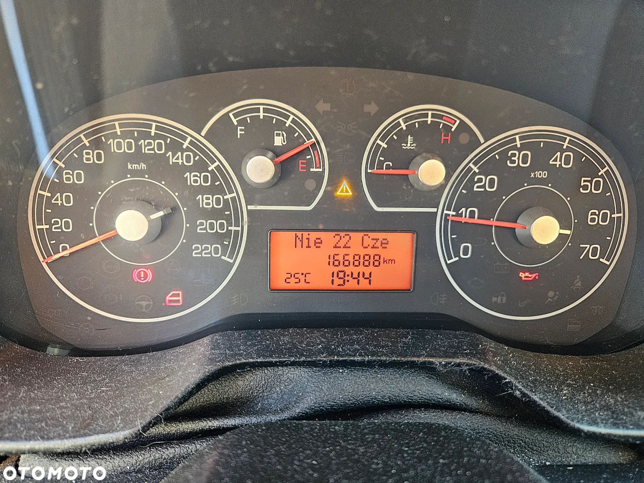 Fiat Grande Punto - 5