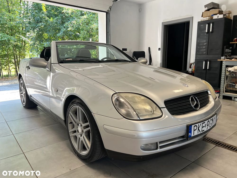 Mercedes-Benz SLK 200 - 1
