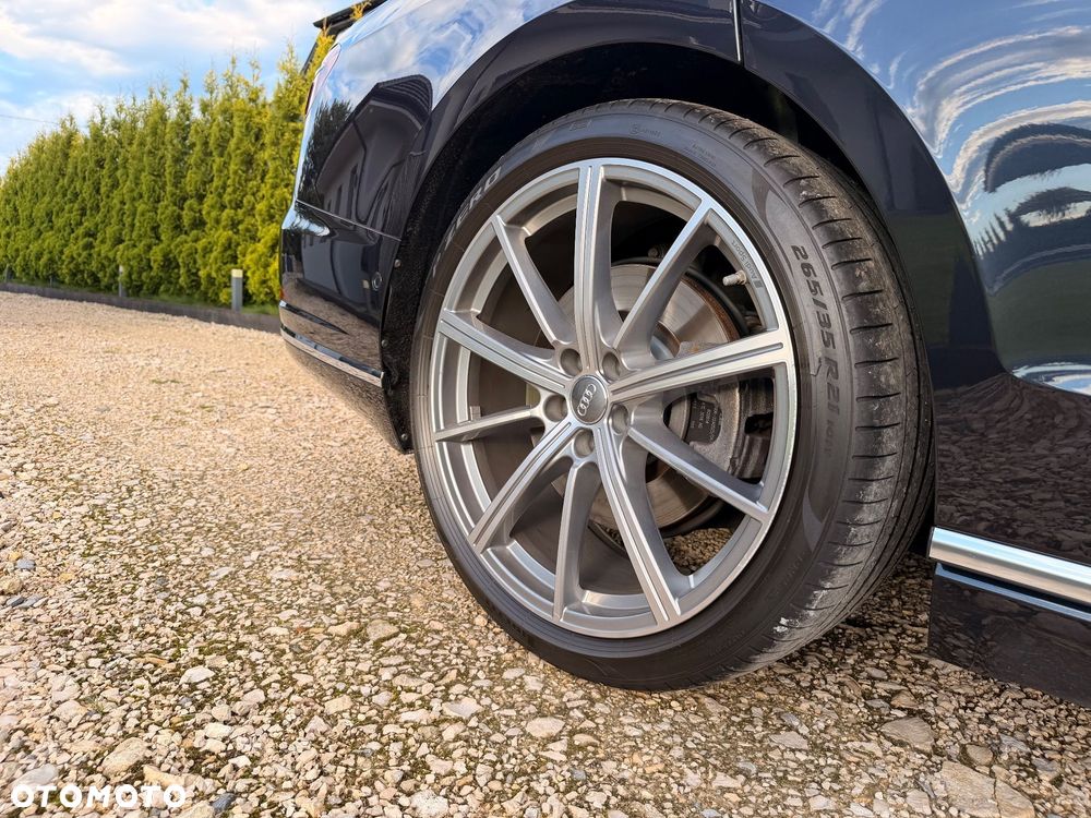 Audi A8 55 TFSI mHEV Quattro Tiptr - 11