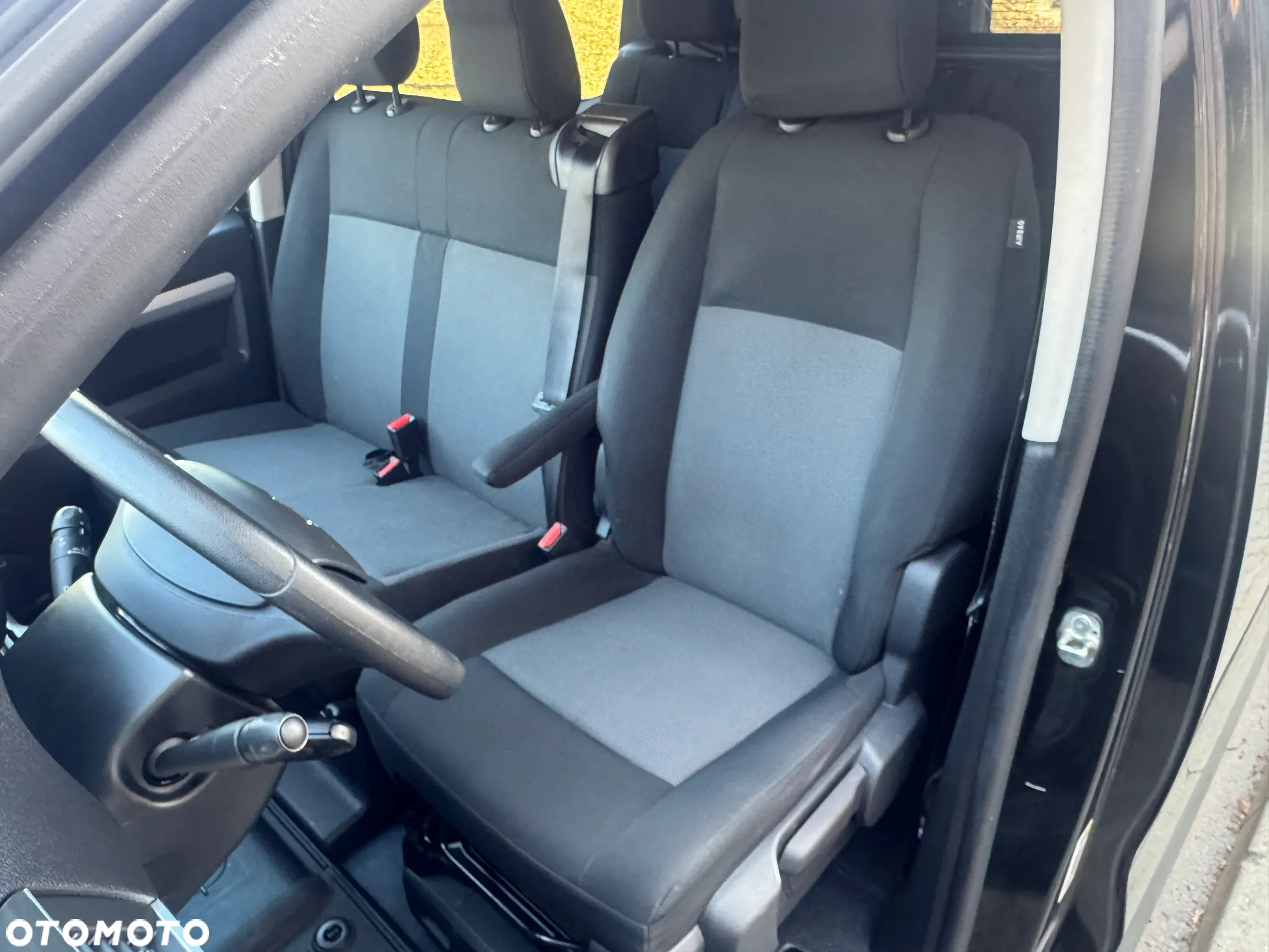 Opel VIVARO - 17