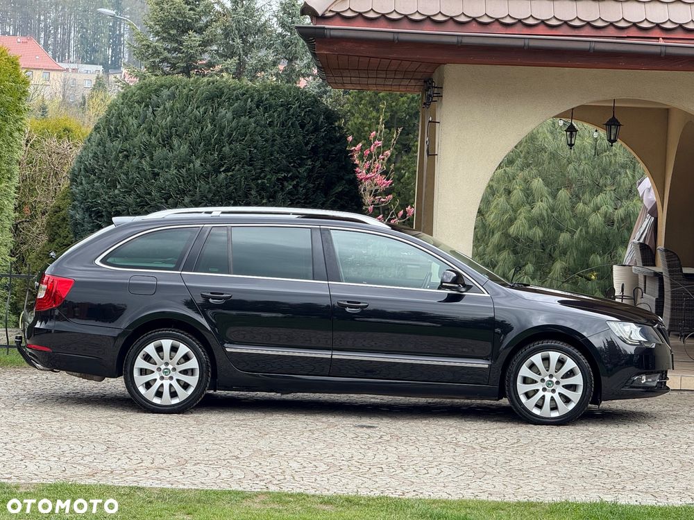 Skoda Superb 3.6 FSI 4x4 L&K DSG - 11