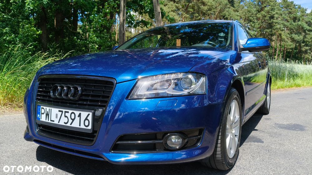 Audi A3 Sportback - 1