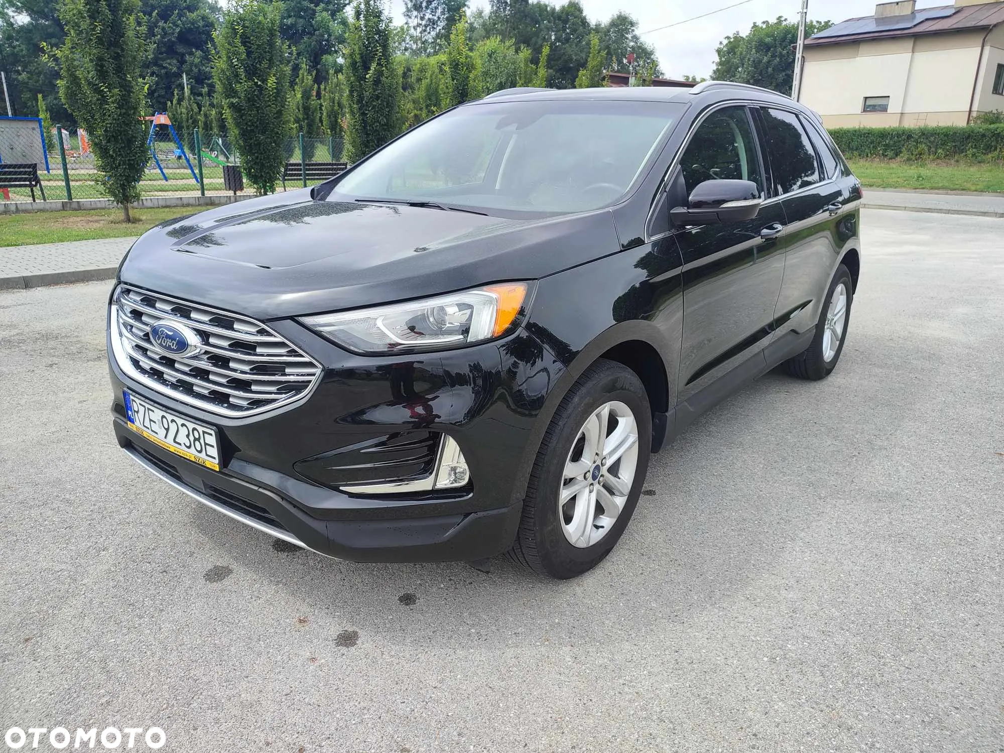 Ford Edge - 4