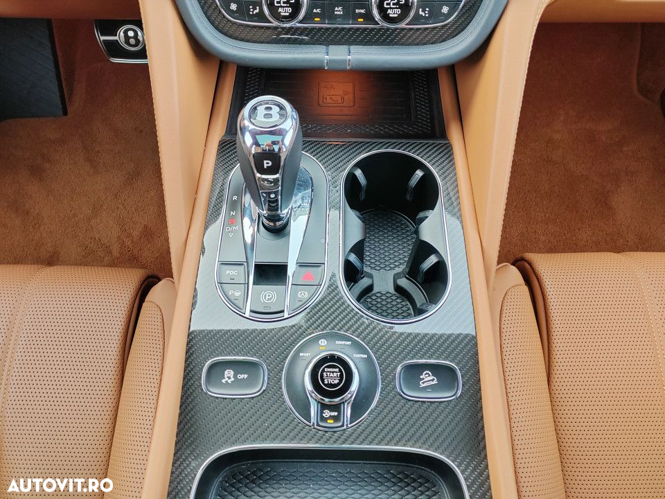 Bentley Bentayga V8 - 27