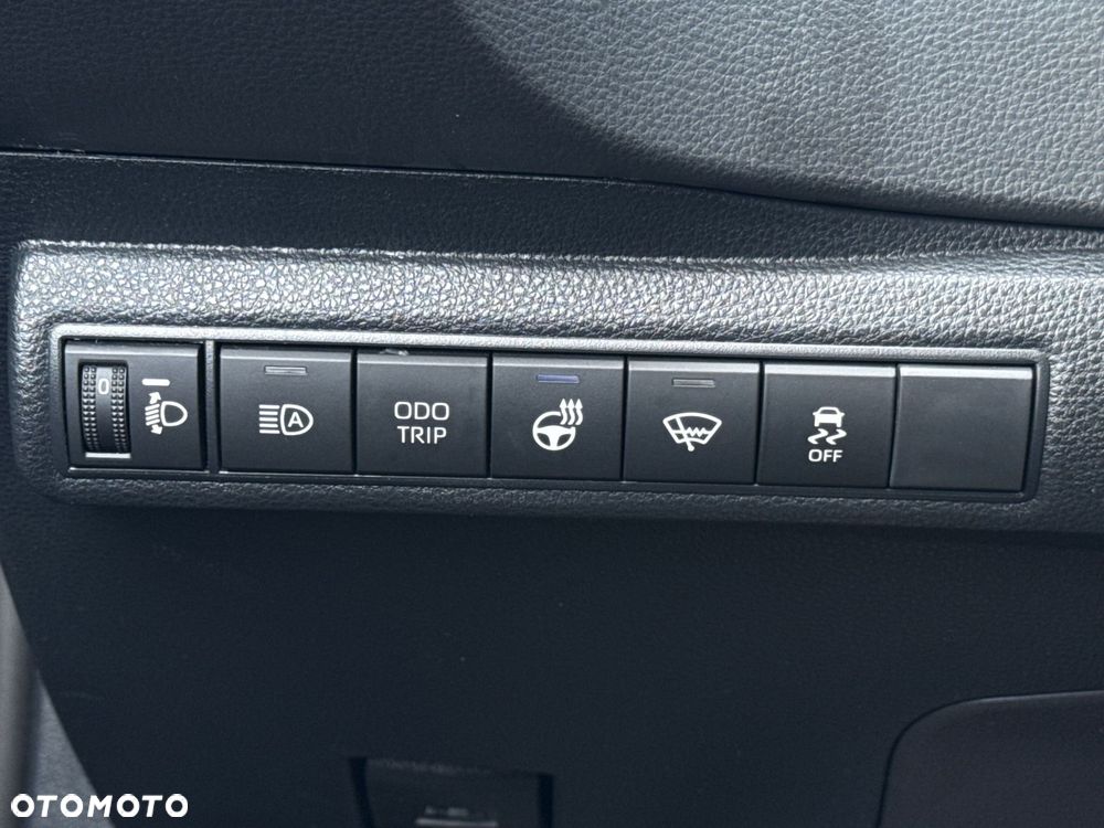Toyota Corolla 1.8 Hybrid Comfort - 19
