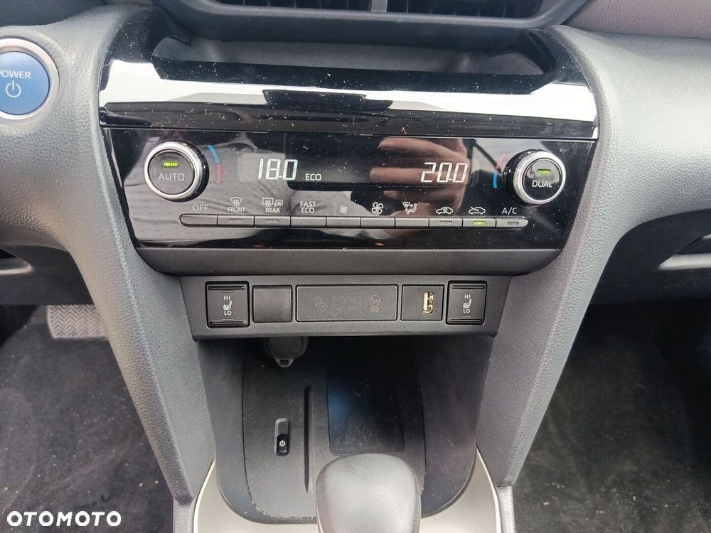 Toyota Yaris Cross - 21
