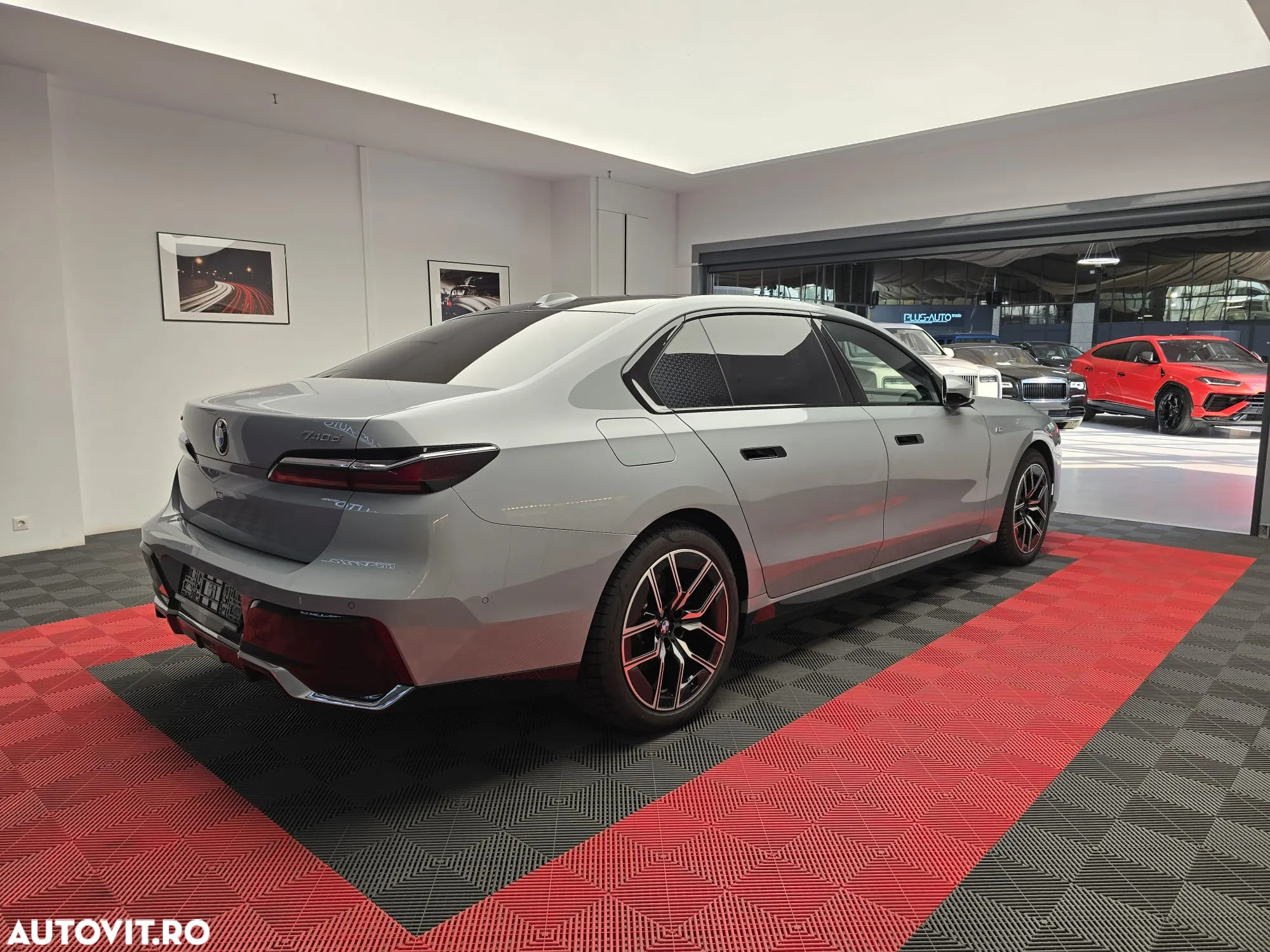 BMW Seria 7 740d xDrive MHEV - 8