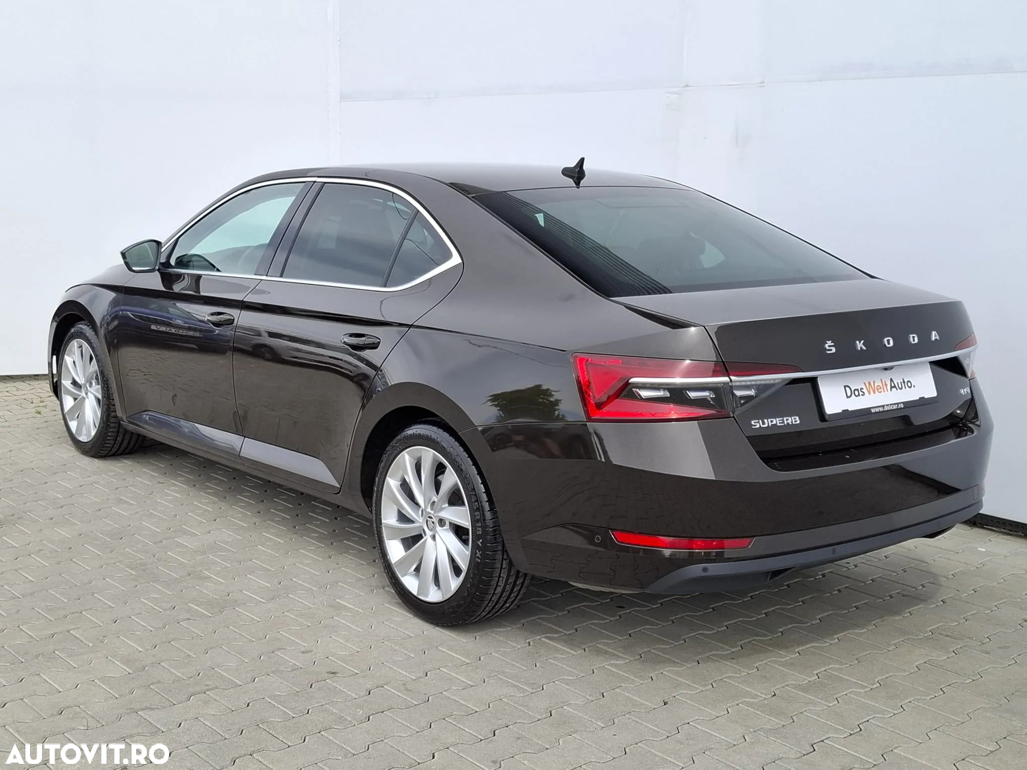 Skoda Superb 2.0 TDI 4X4 DSG Style - 8