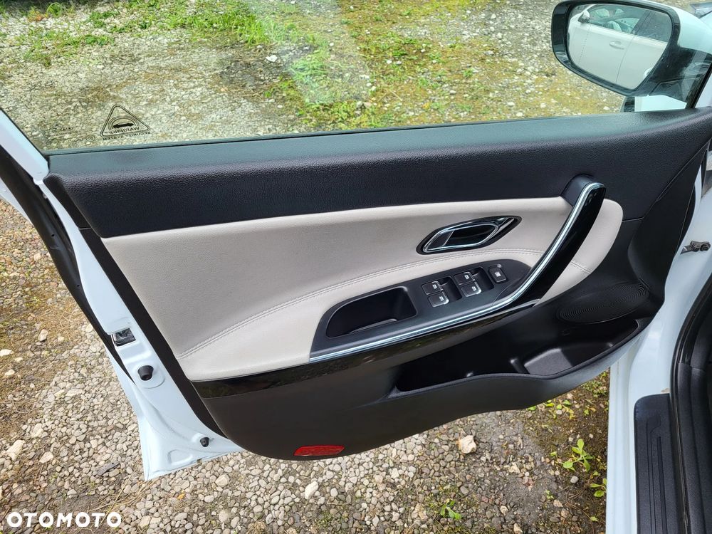 Kia Ceed 1.6 GDI L Business Line DCT - 11