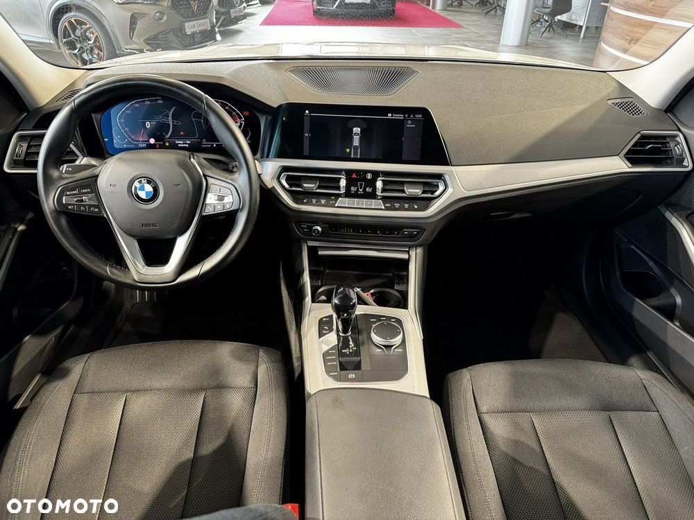 BMW Seria 3 - 16