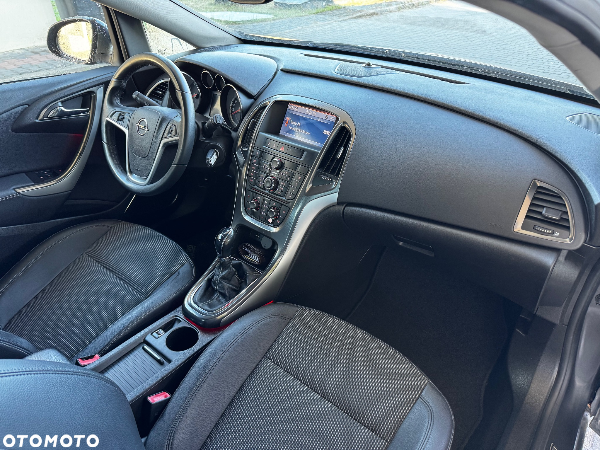 Opel Astra 1.4 Turbo Cosmo - 35