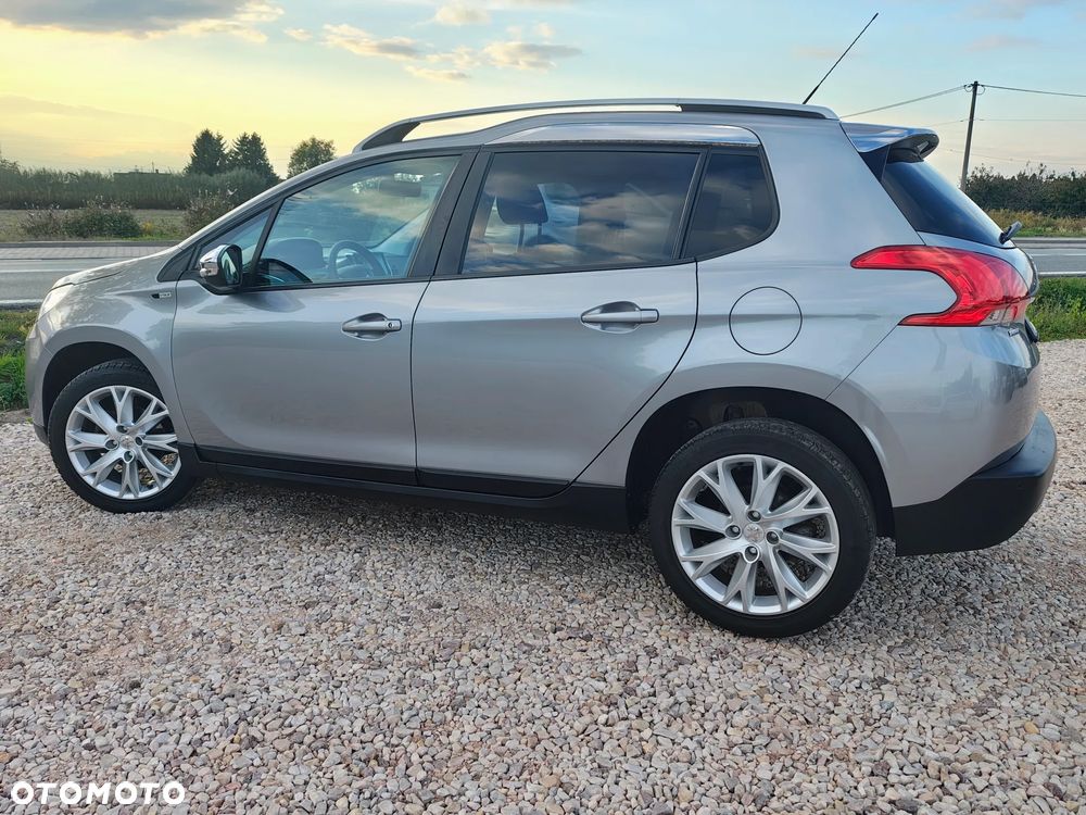 Peugeot 2008 1.6 BlueHDi Style - 14