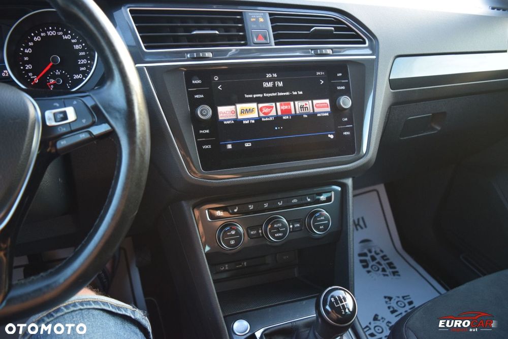 Volkswagen Tiguan 1.4 TSI BMT Comfortline - 22