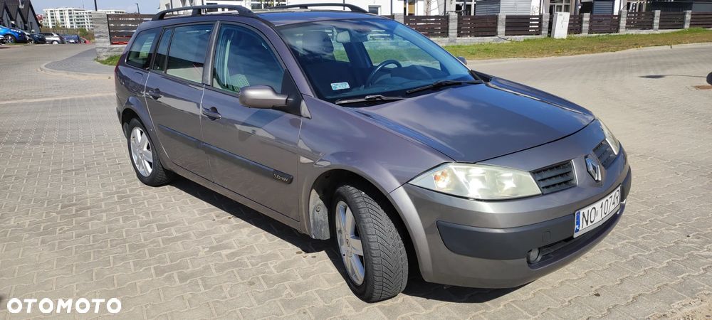 Renault Megane 1.6 Confort Expression - 4