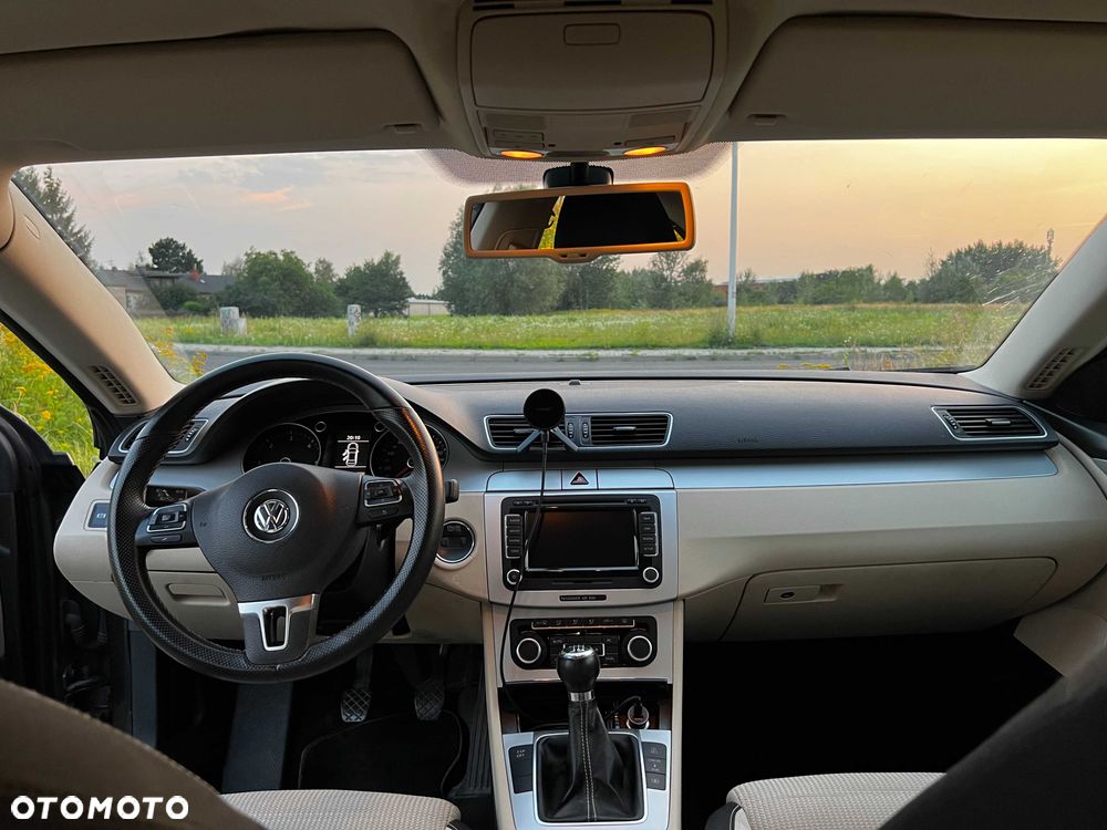 Volkswagen Passat CC - 5