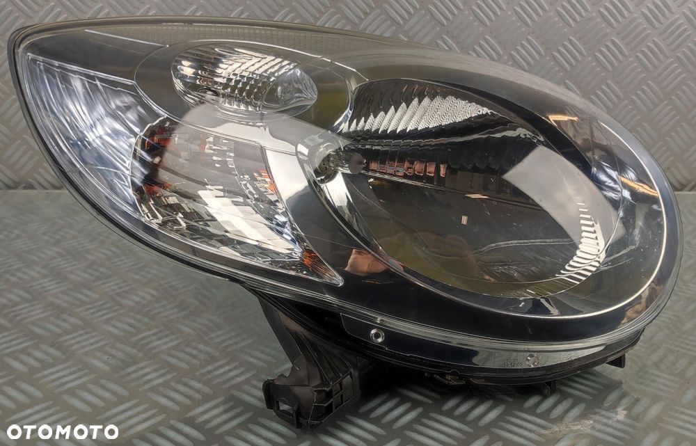 81110-0H050 lampa reflektor prawa prawy przód przednia CITROEN C1 2005-2012 - 3