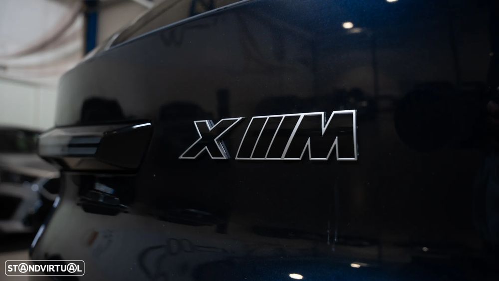 BMW XM 50e - 36
