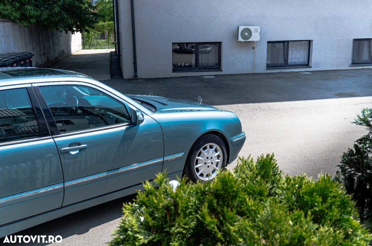 Mercedes-Benz E 220 CDI Aut Elegance - 5