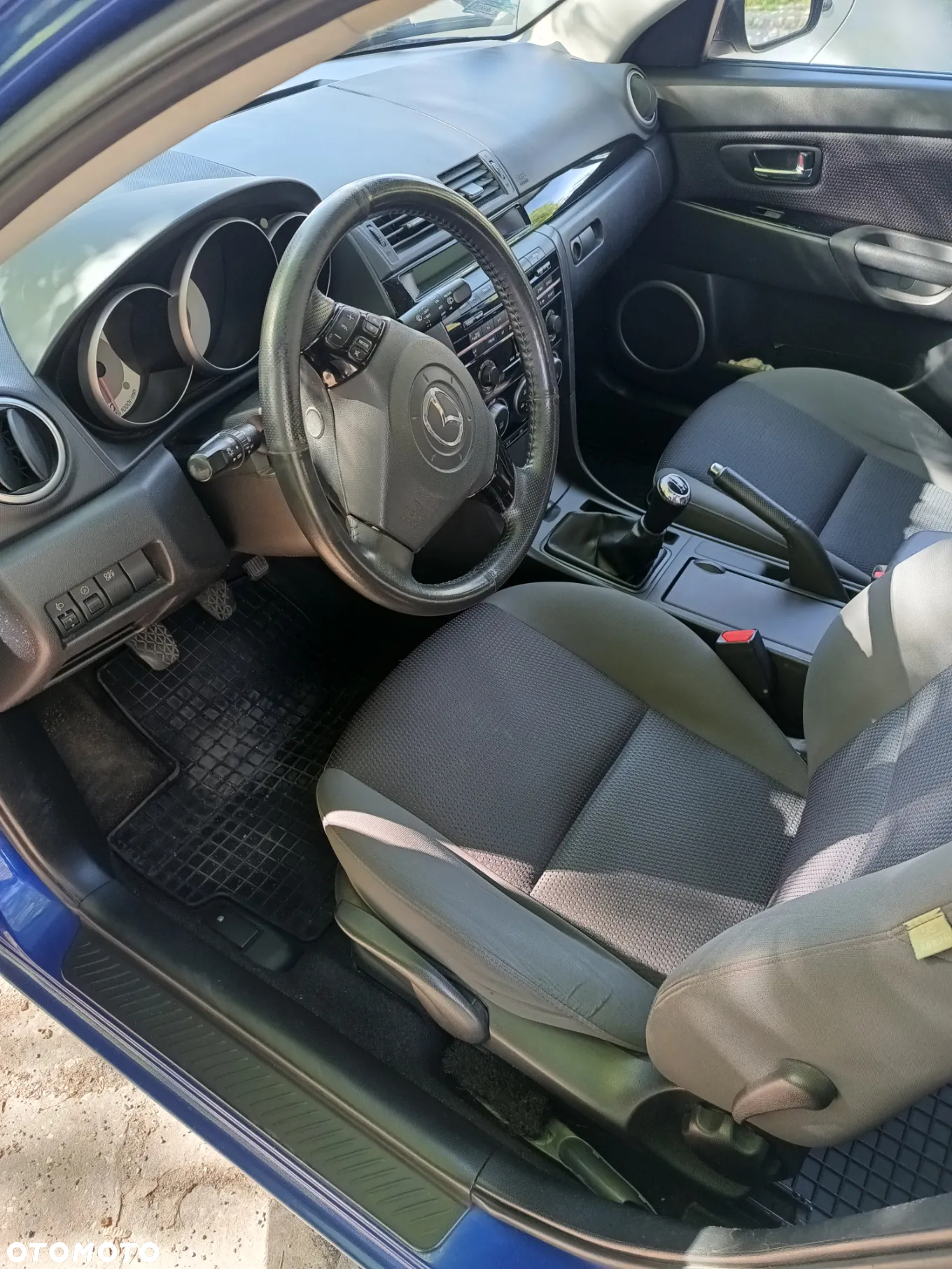 Mazda 3 1.6 Active - 12