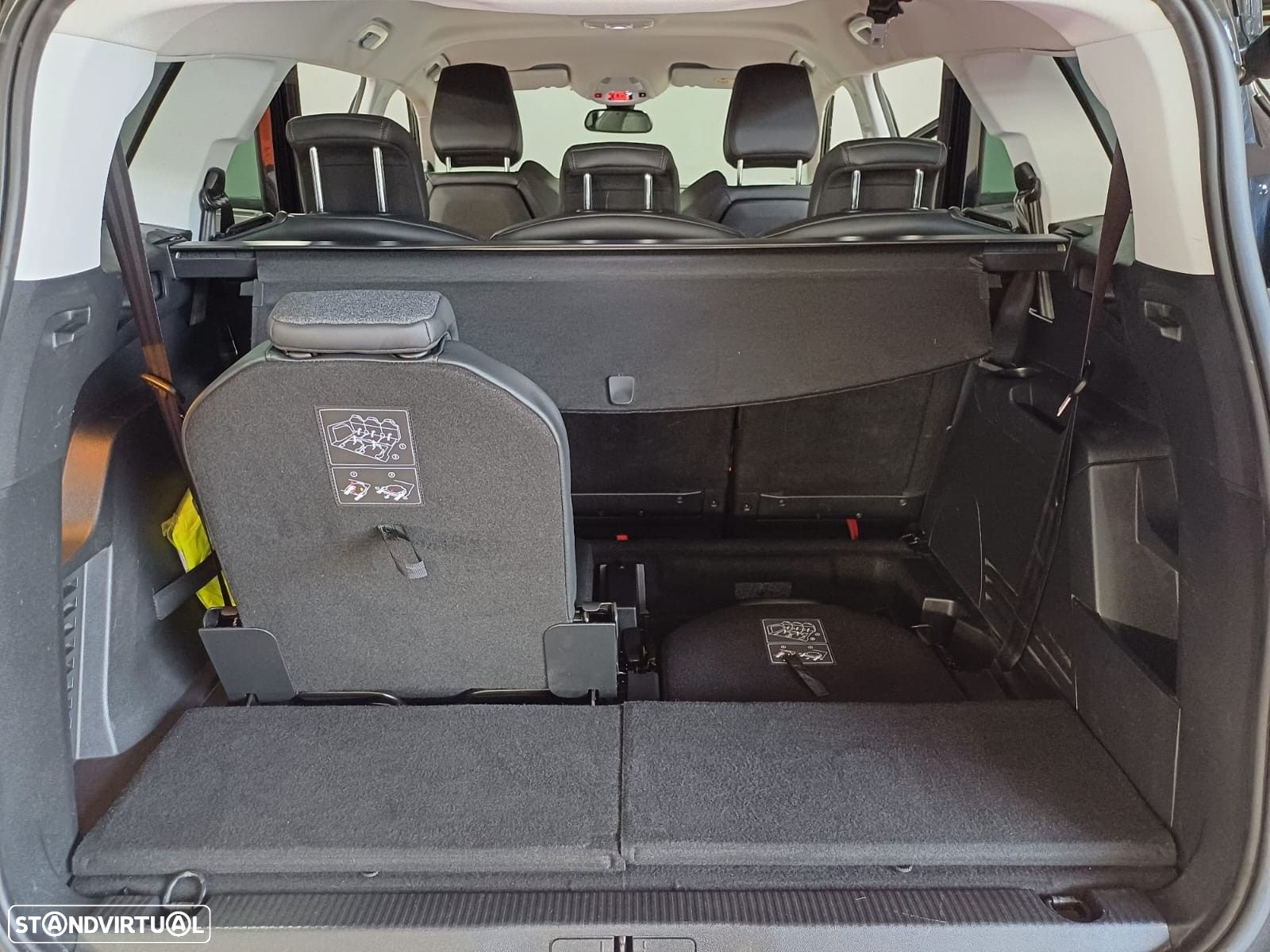 Peugeot 5008 1.5 BlueHDi Allure EAT8 - 25