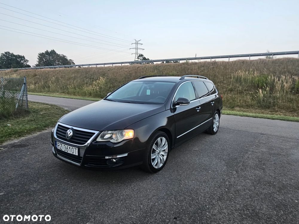 Volkswagen Passat - 4