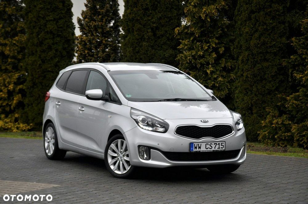 Kia Carens - 2