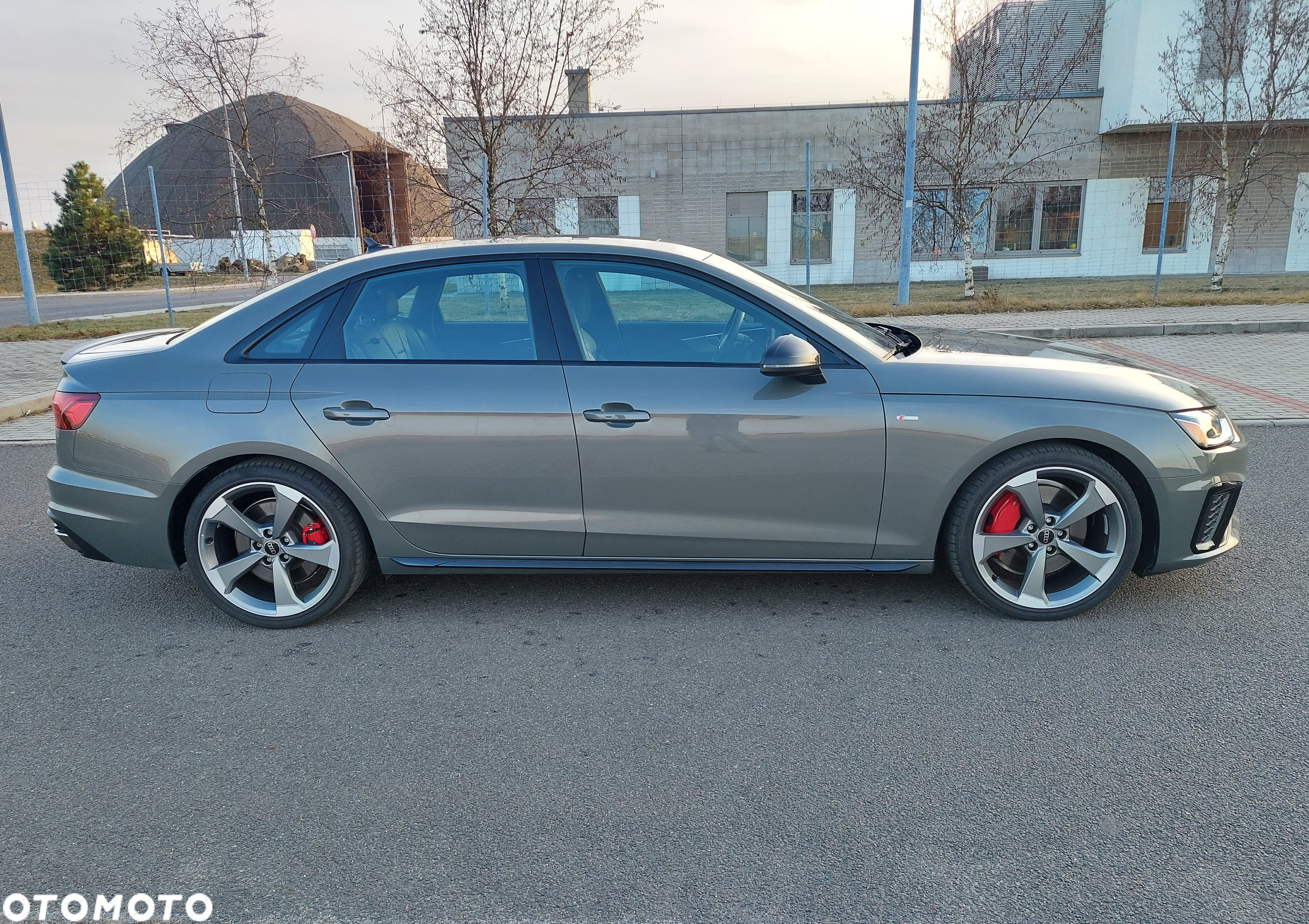 Audi A4 Avant 45 TFSI quattro S tronic S line - 6