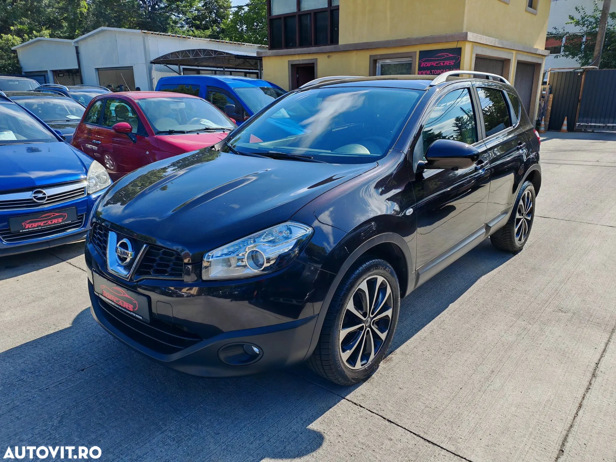 Nissan Qashqai 1.6 DCI N-Connecta - 1
