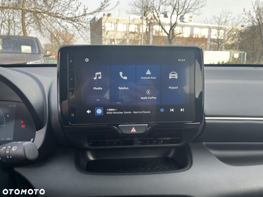 Toyota Yaris Hybrid 1.5 Style - 18