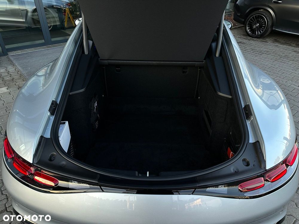 Mercedes-Benz AMG GT - 17