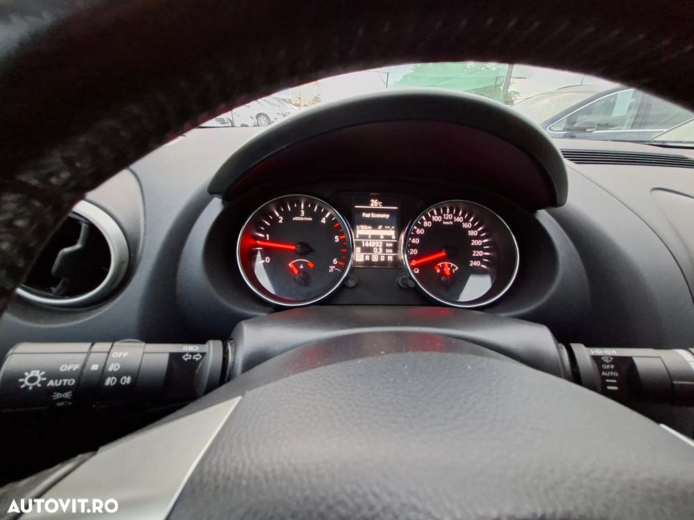 Nissan Qashqai - 22