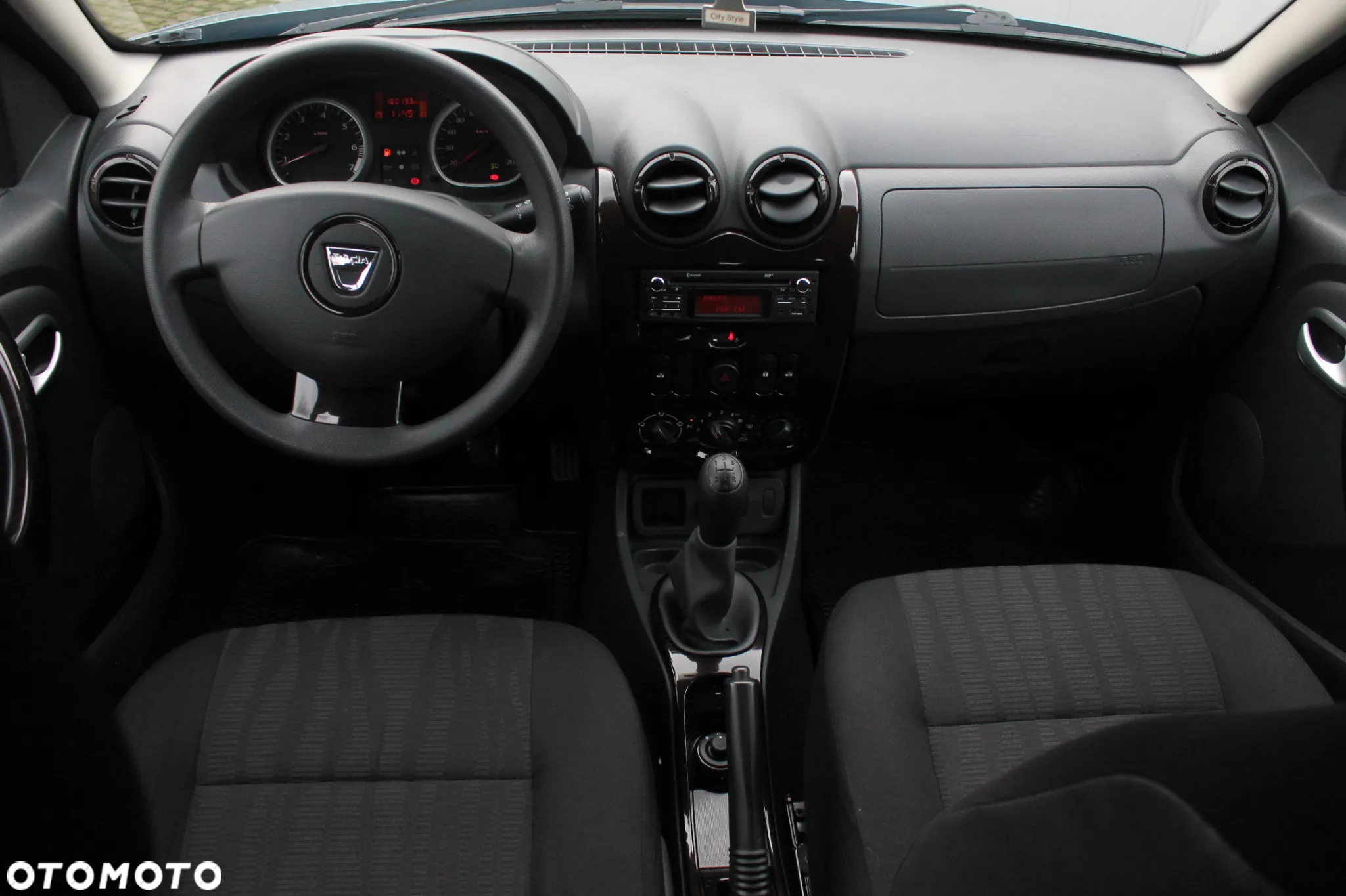 Dacia Duster 1.6 - 18