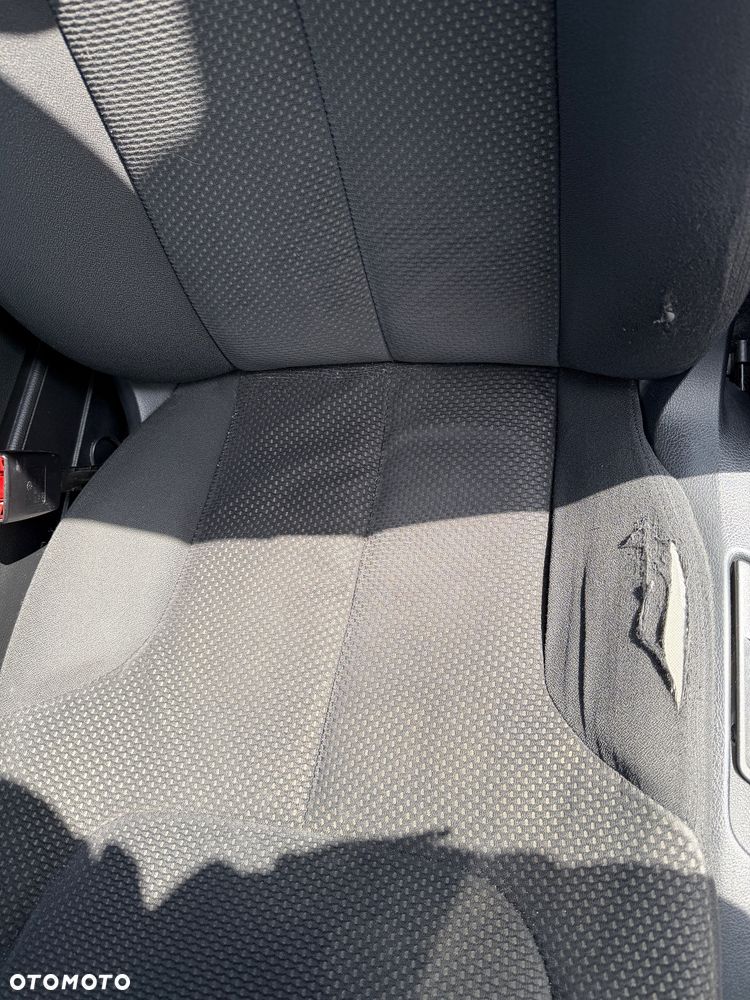 Volkswagen Passat 2.0 TDI Highline - 24