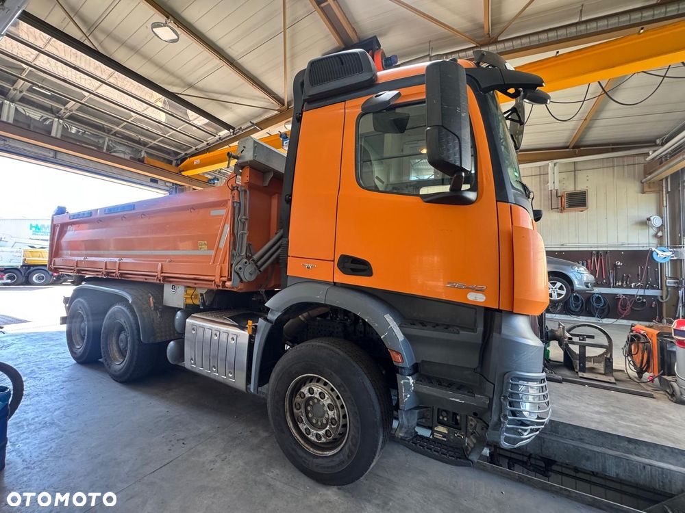 Mercedes-Benz Arocs 2642 6x4 Bordmatik Podwójny Uszkodzony z Niemiec - 9