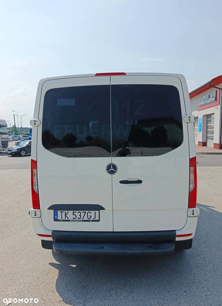 Mercedes-Benz Sprinter - 9