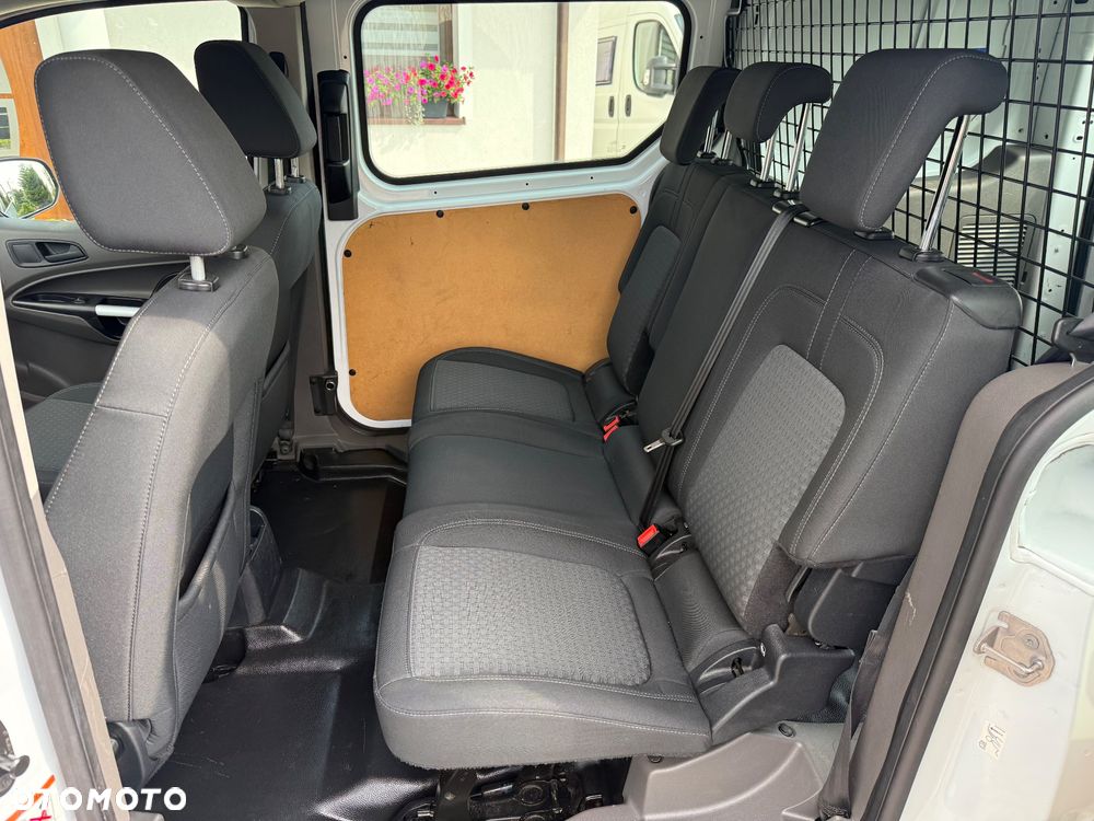 Ford Transit Connect - 15