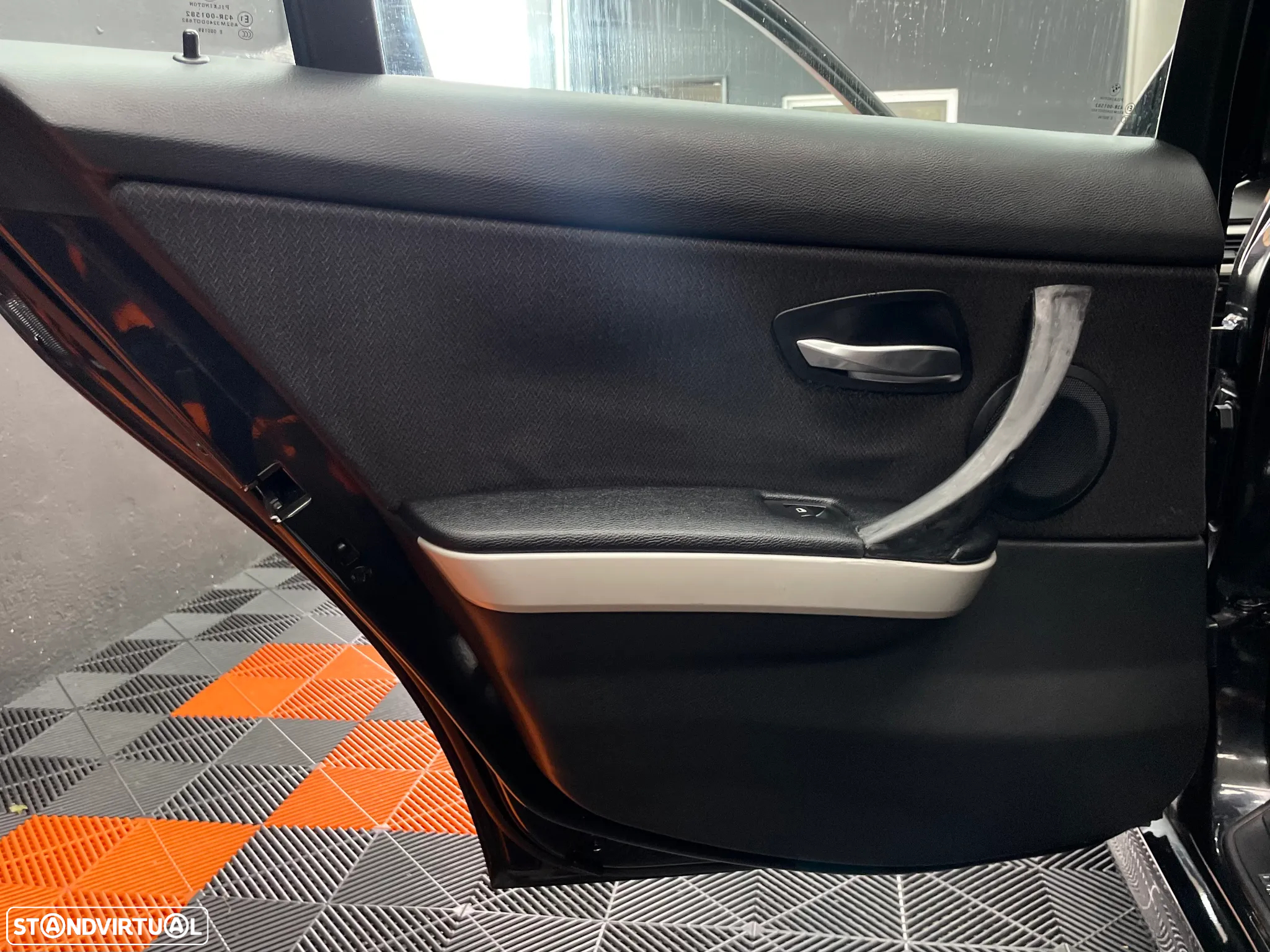 BMW 320 d Touring Navigation - 11