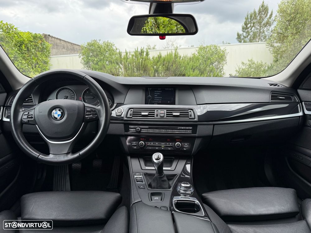 BMW 520 d EfficientDynamics - 32