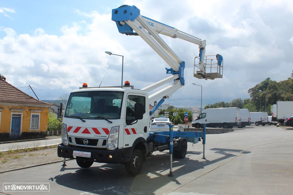 Nissan CABSTAR NT400 // CESTO ELEVATÓRIO - 1