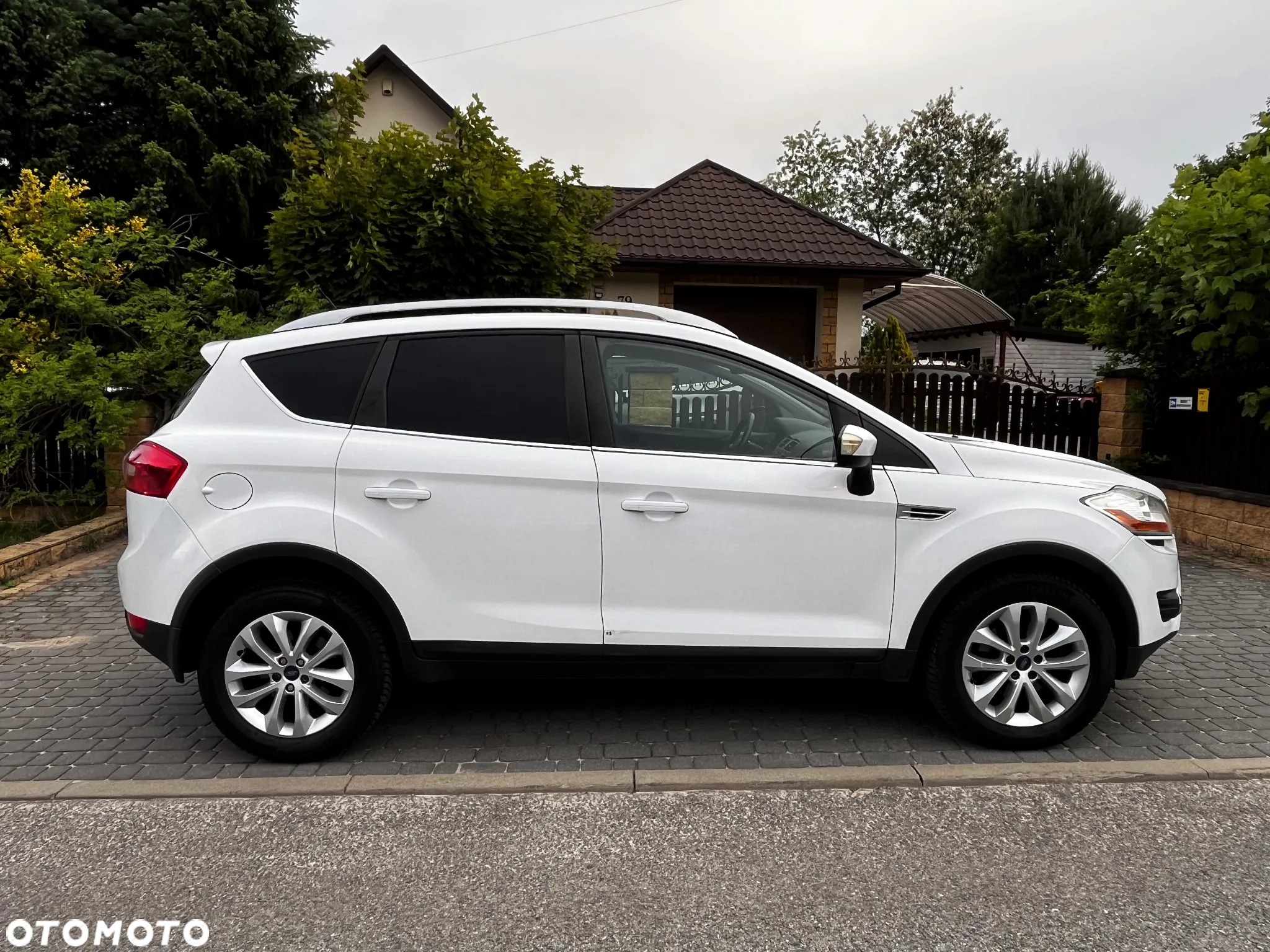 Ford Kuga 2.0 TDCi 4WD Titanium - 28