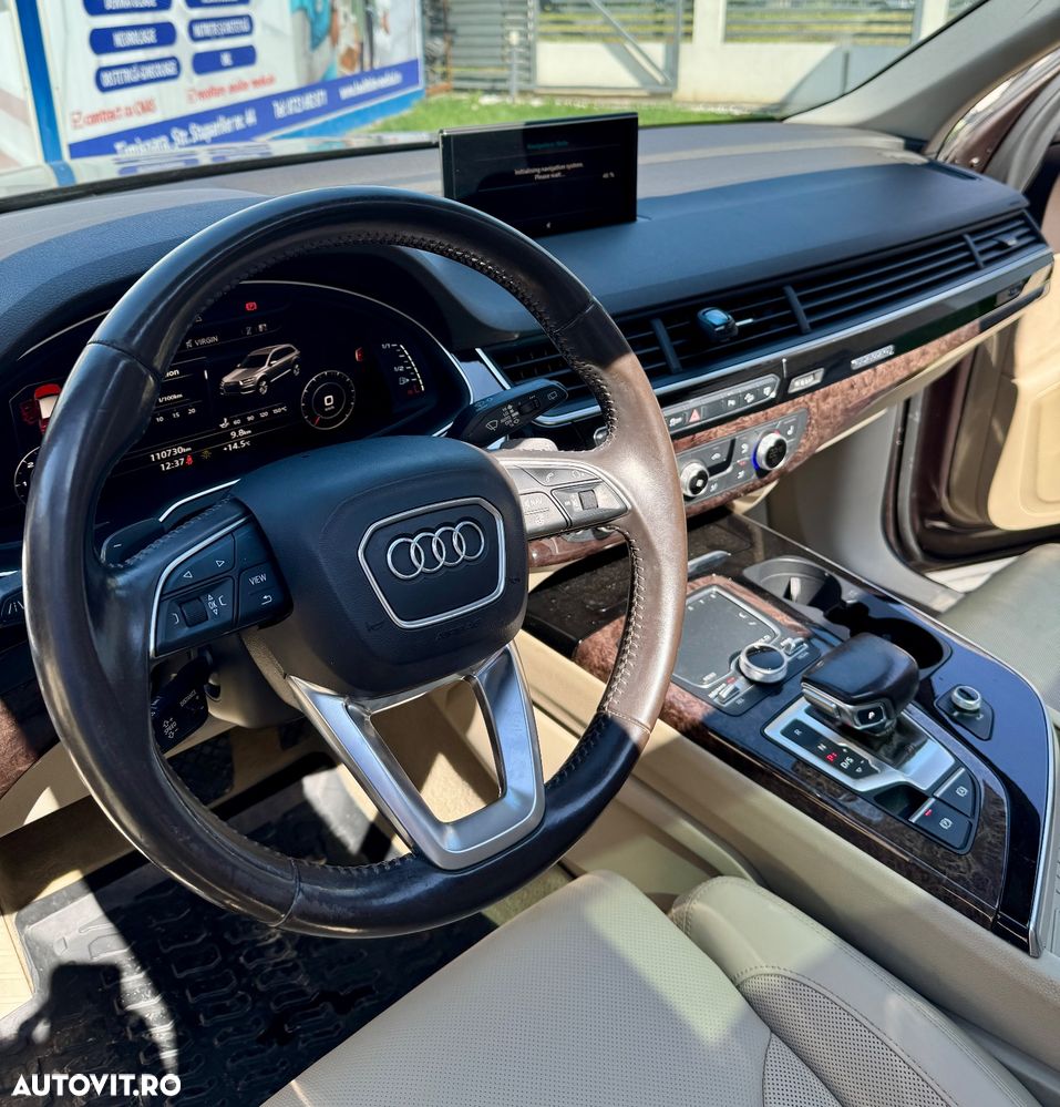 Audi Q7 - 9