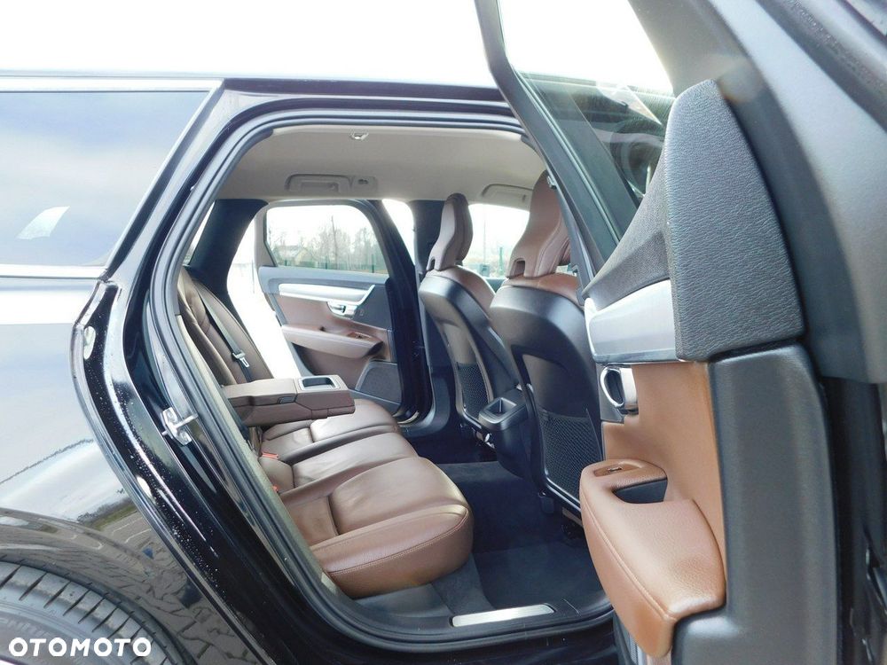 Volvo V90 - 10