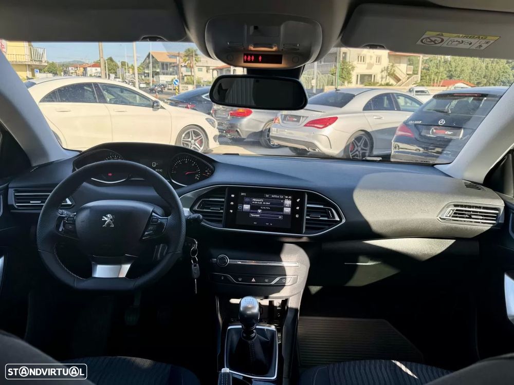Peugeot 308 1.6 BlueHDi Allure - 4