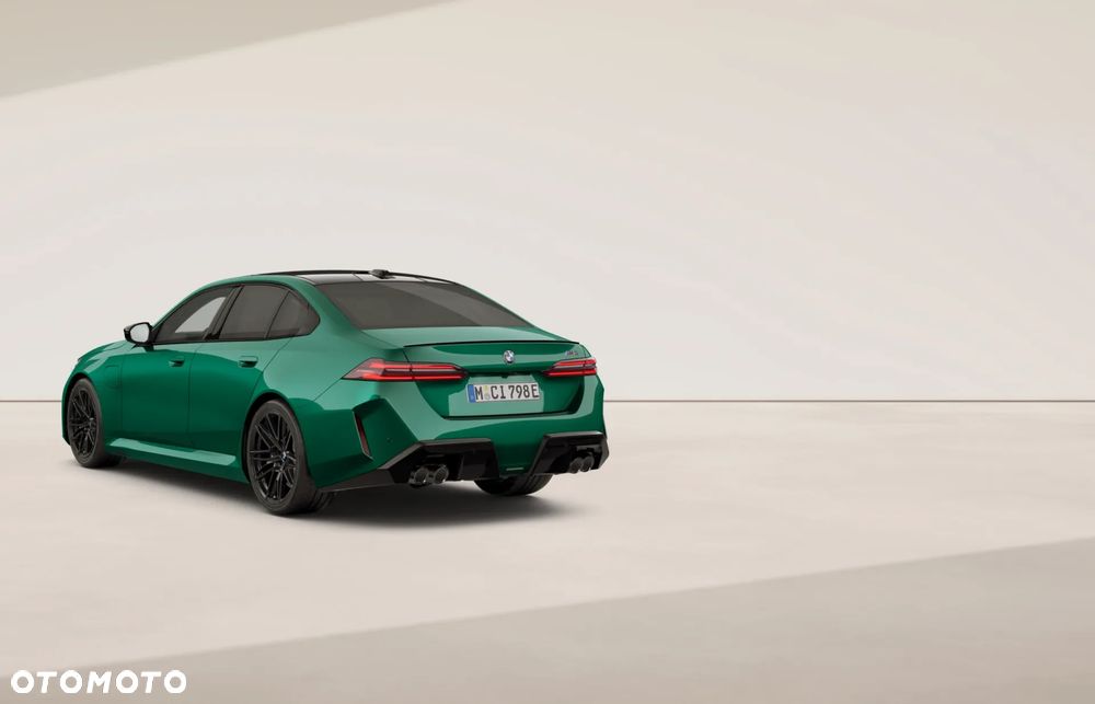 BMW M5 PHEV - 8