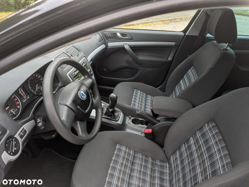 Skoda Octavia 1.6 TDI Elegance - 19