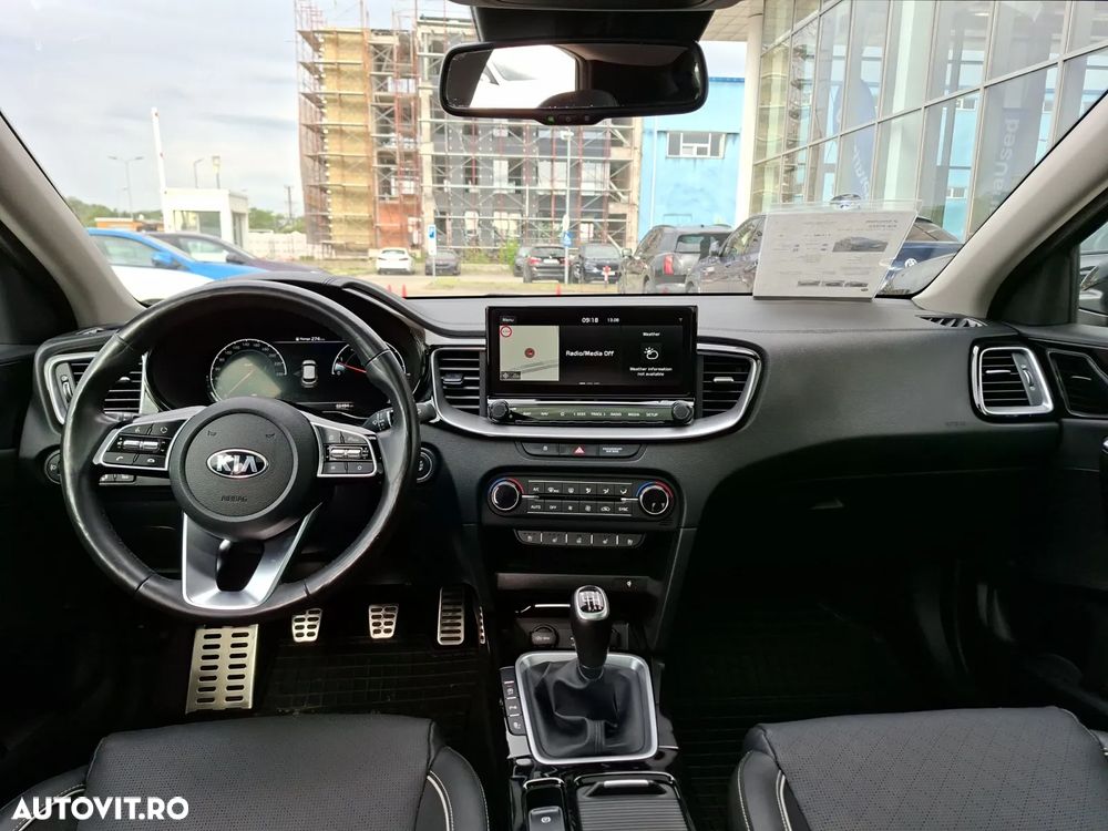 Kia XCeed 1.4 T-GDI 6MT City - 11