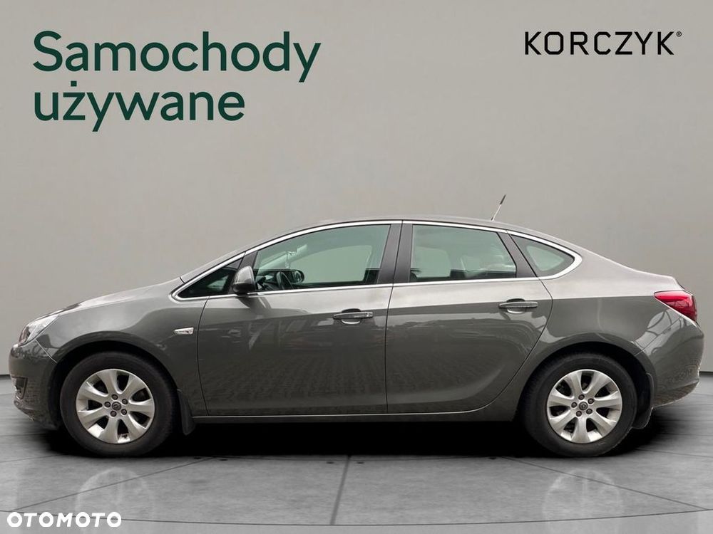 Opel Astra - 2