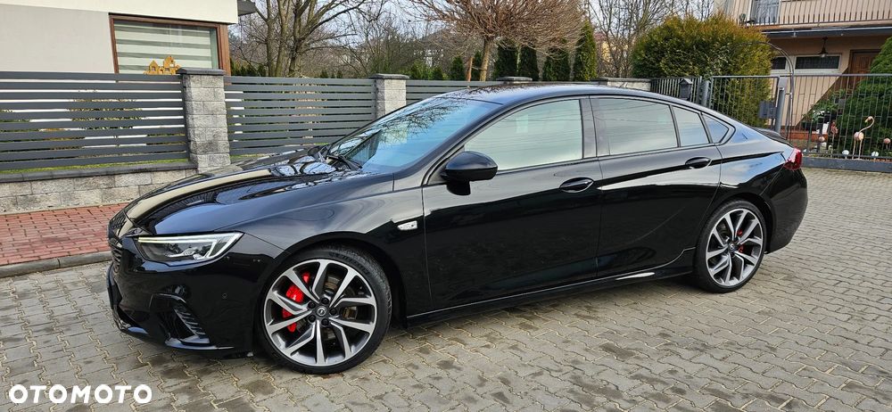 Opel Insignia 2.0 BiTurbo D 4x4 Automatik GSI - 3